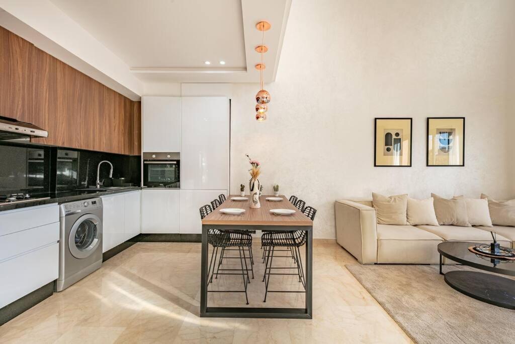 Duplex Design, Terrasse Menara Garden Apartment