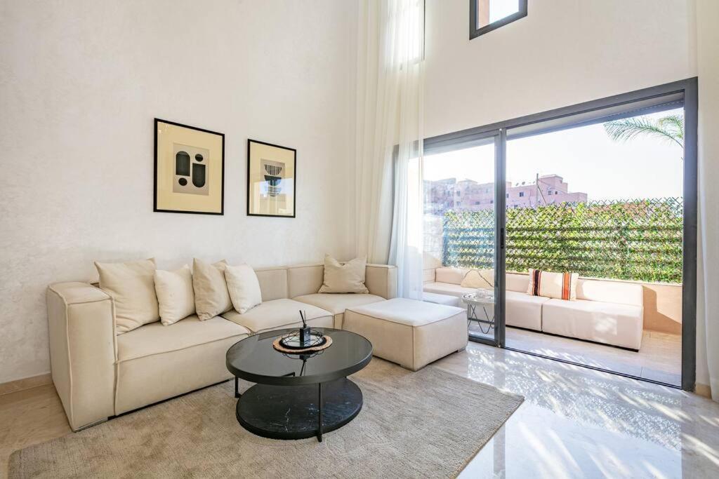 Duplex Design, Terrasse Menara Garden Apartment